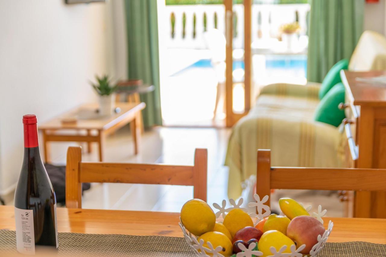 Villa Marina -Cala Enporter- Cala En Porter  Екстериор снимка